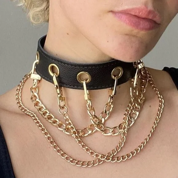 One of a kind Emboldxnthepeople belt & harness matching set!🖤✨ - Picture 2 of 3